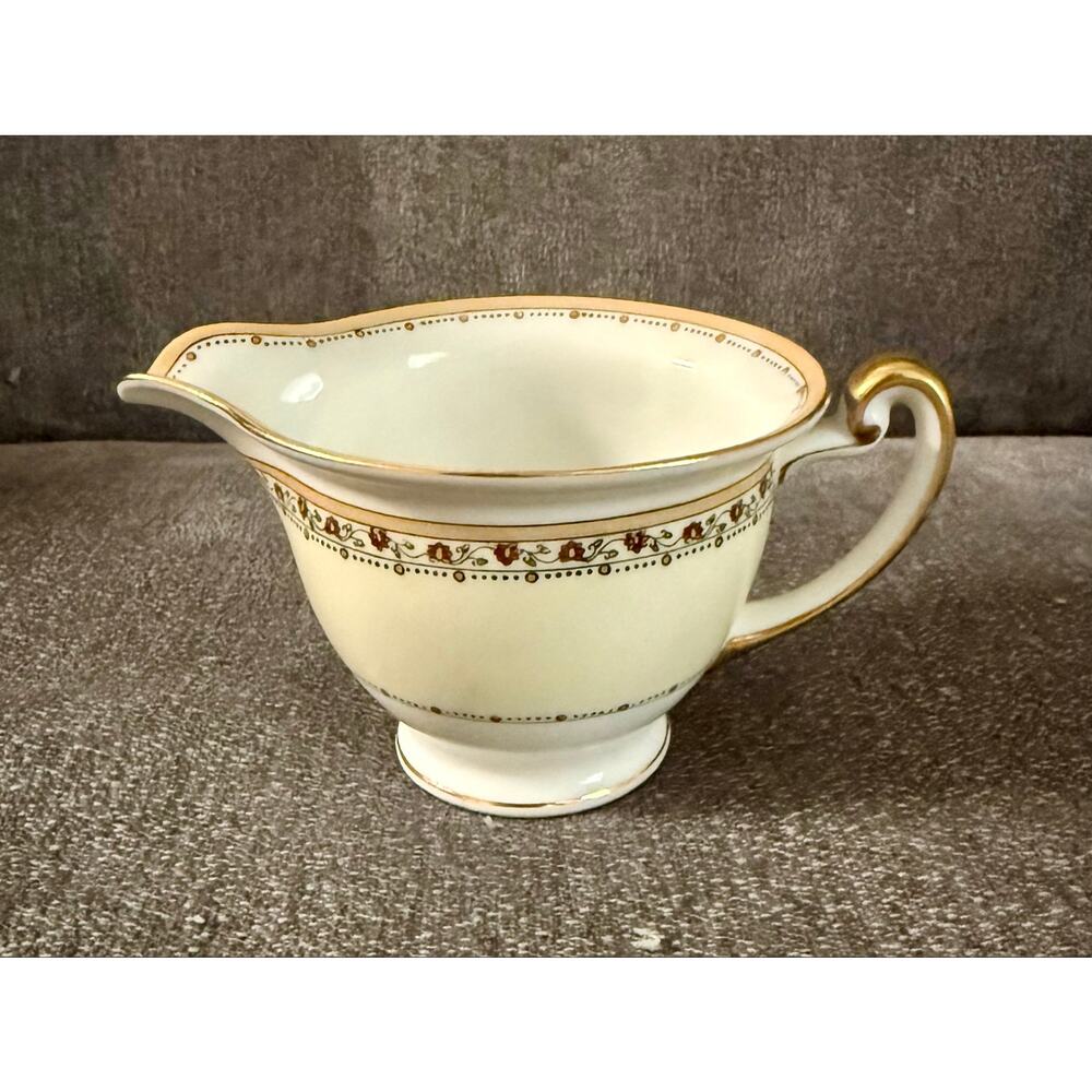 Vintage Meito China MEI118 Creamer Pitcher — Pristine Condition